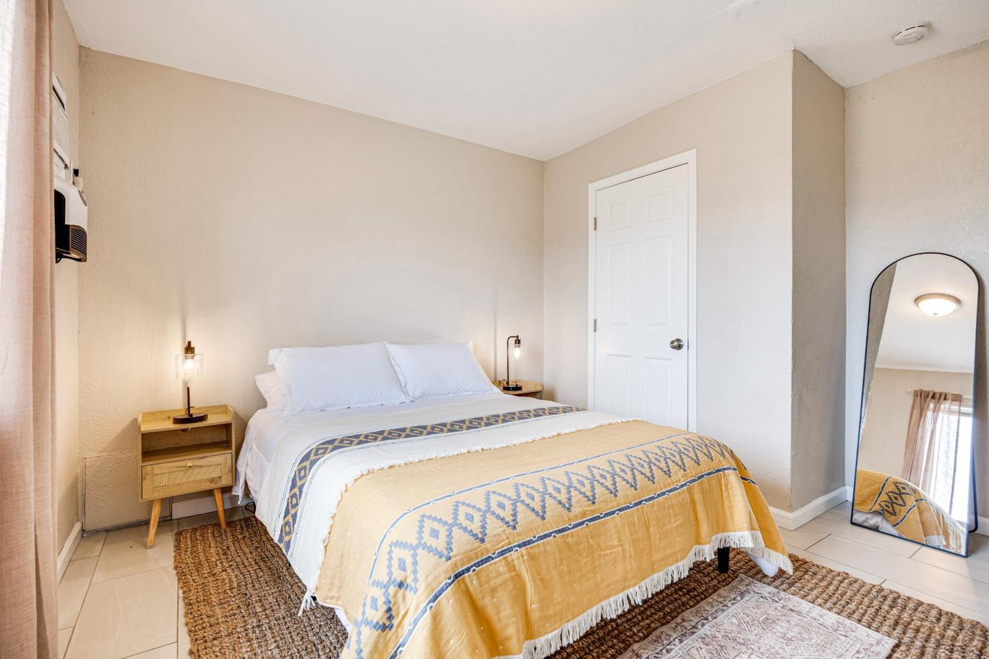 Convenient Joshua Tree Apartment - Walk To Town! Exterior foto